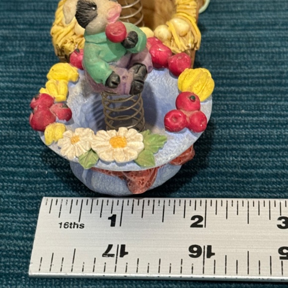 Vtg Mary Moo Moos On Springs Special Issue for CWI Trade Marked (4)(Retired Item - Picture 8 of 8